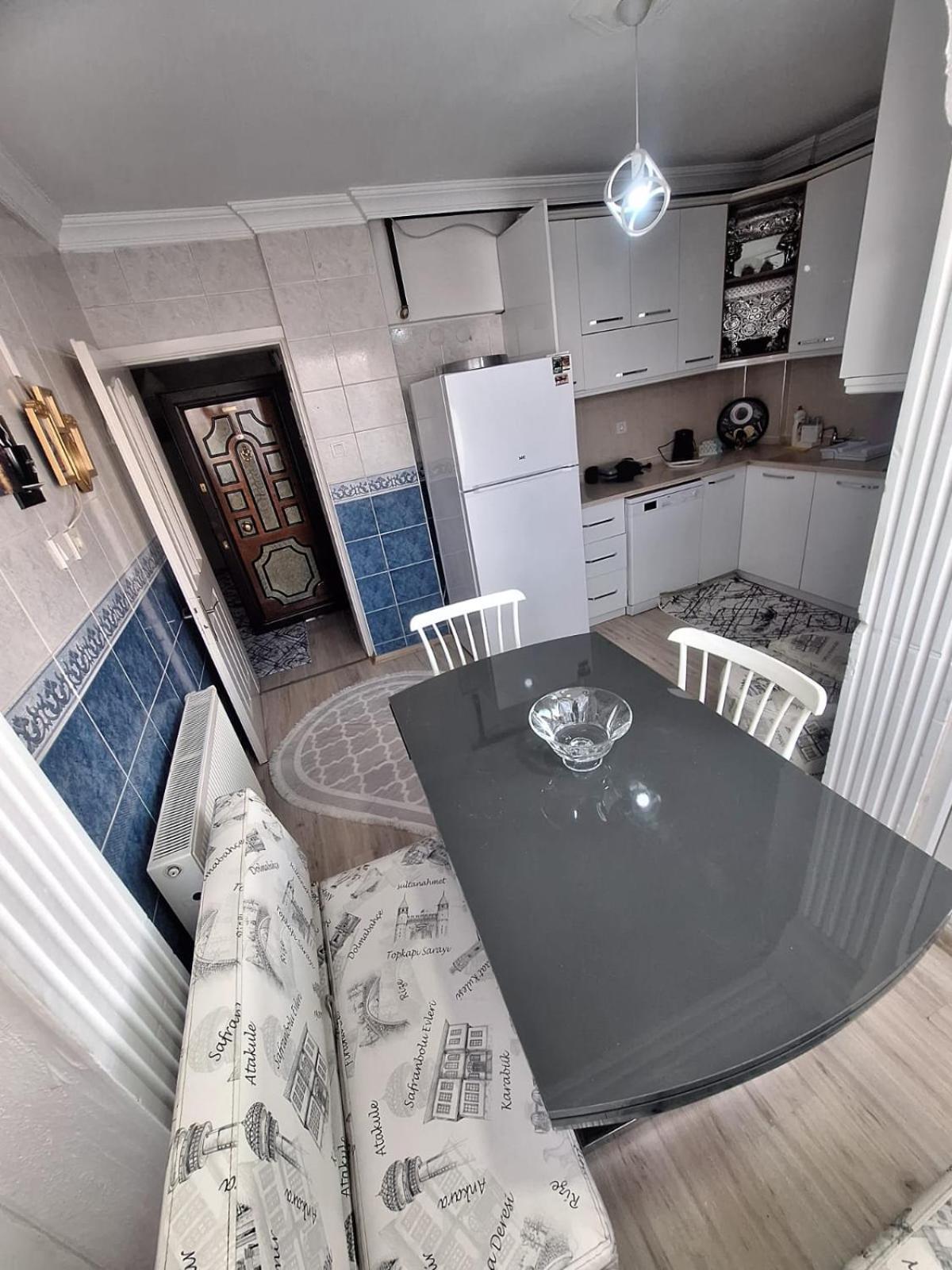 3Ege Ueniversitesine Ve Hastane Ye Cok Yakin Aile Icin Uygun Bornova Dış mekan fotoğraf